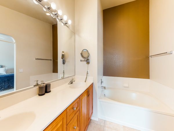 Tucson Home 1025233