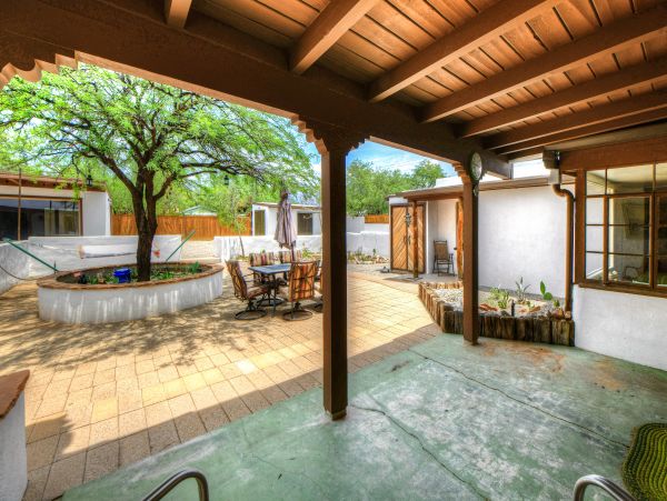 Tucson Home 1025237