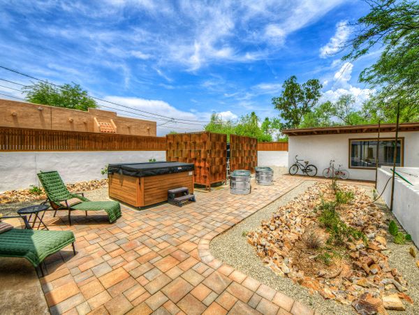 Tucson Home 1025237