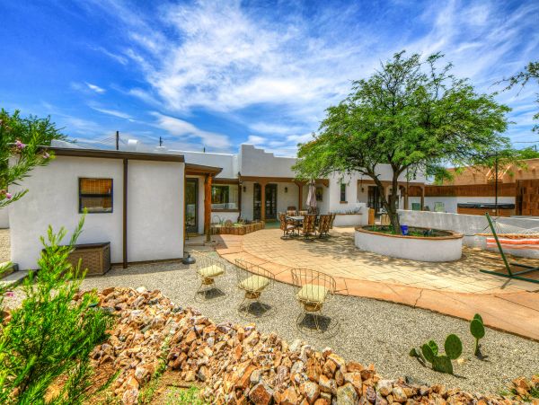 Tucson Home 1025237