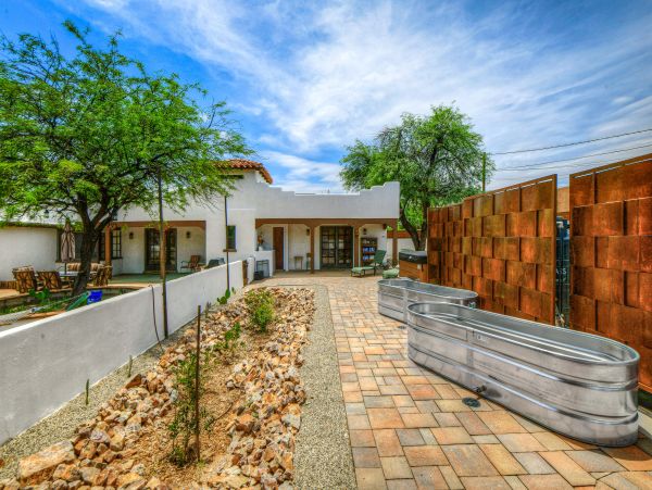 Tucson Home 1025237