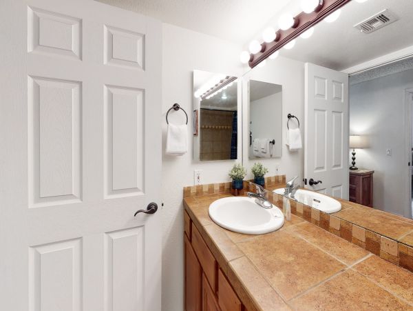 Tucson Home 1025239