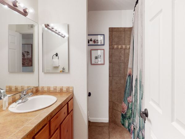 Tucson Home 1025239
