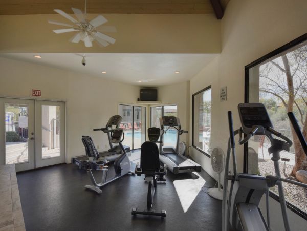 Tucson Home 1025244