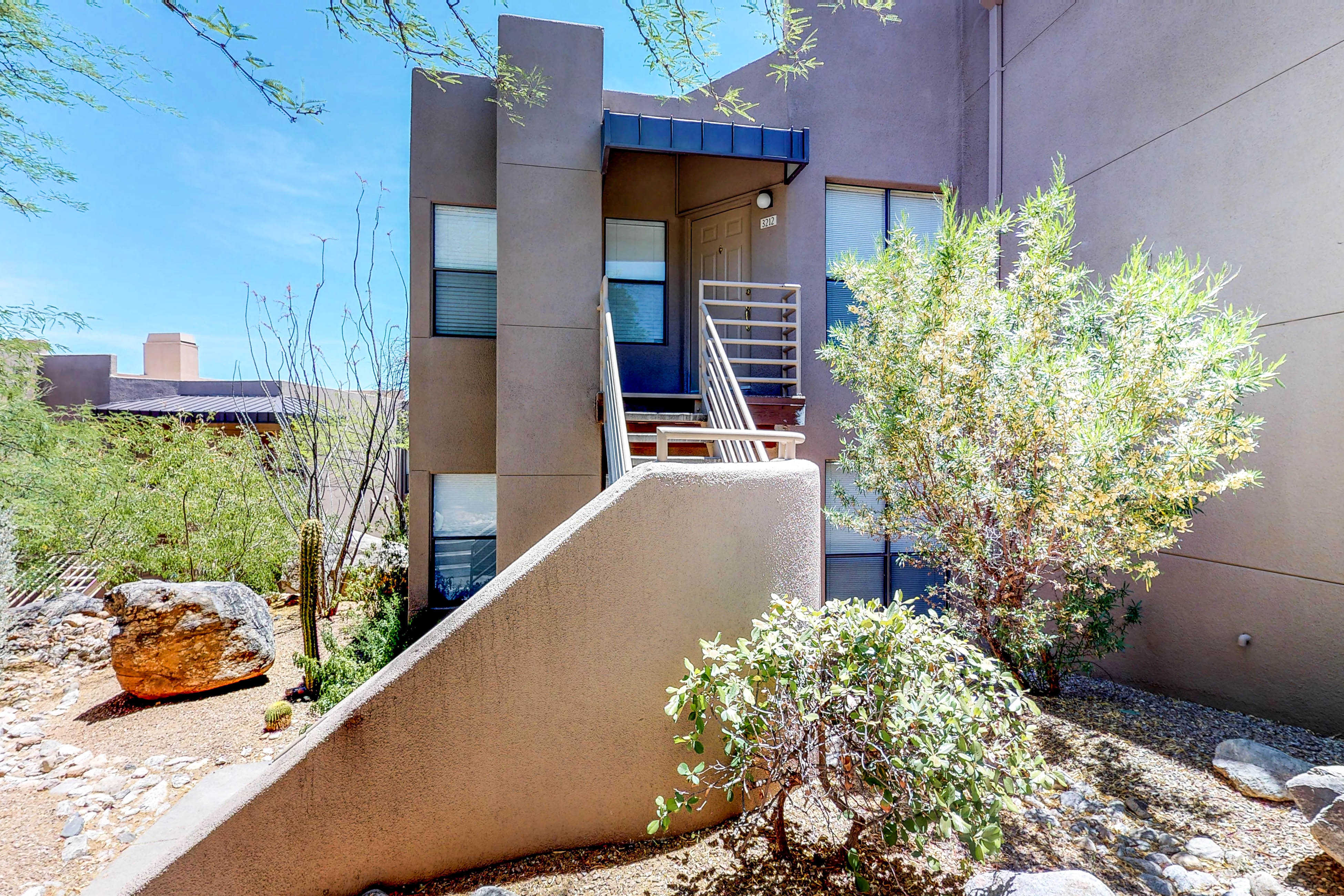Tucson Home 1025245