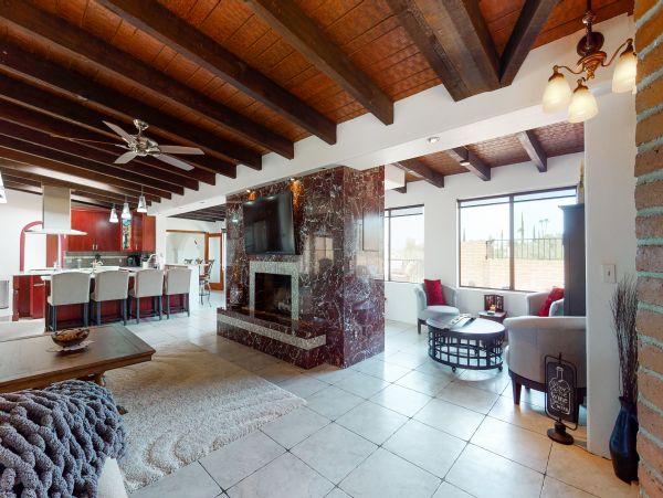 Tucson Home 1025248