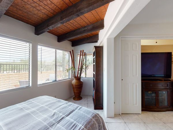 Tucson Home 1025248