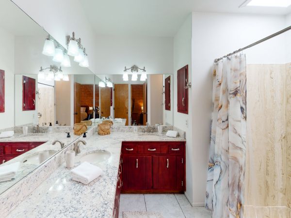 Tucson Home 1025248
