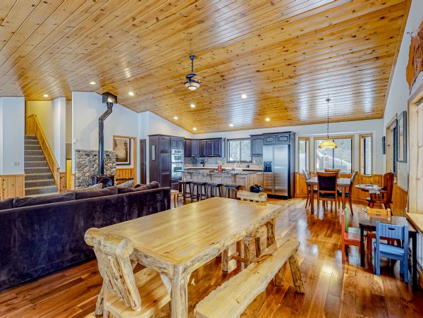 Lake Tahoe North Shore Home 1025254