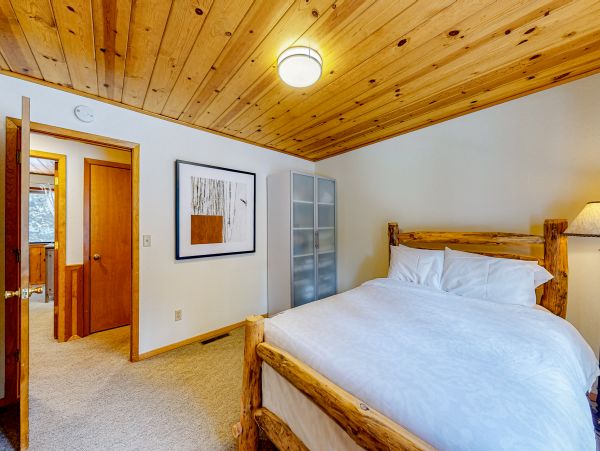 Lake Tahoe North Shore Home 1025254