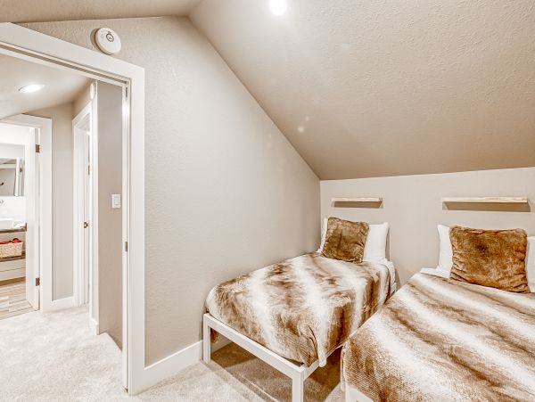 Lake Tahoe North Shore Home 1025256