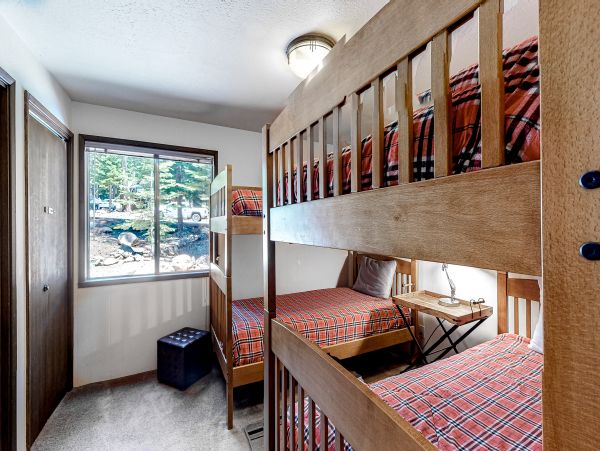 Lake Tahoe North Shore Home 1025257