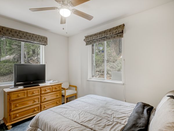 Lake Tahoe North Shore Home 1025262