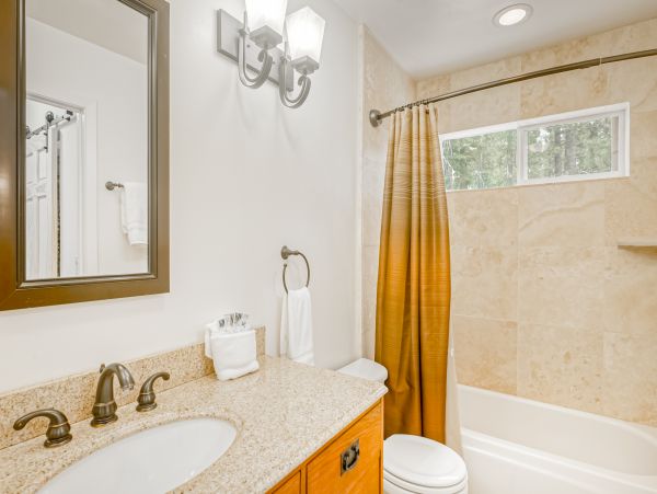 Lake Tahoe North Shore Home 1025262