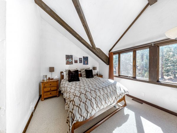 Lake Tahoe North Shore Home 1025263