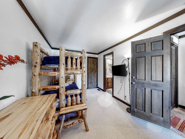 Lake Tahoe North Shore Home 1025263