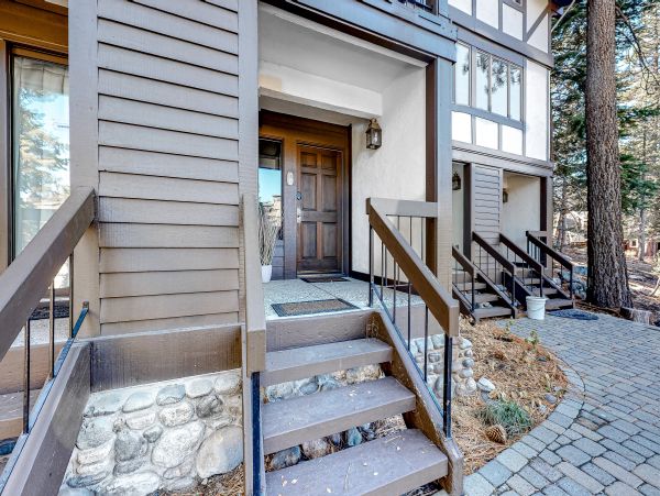 Lake Tahoe North Shore Home 1025263