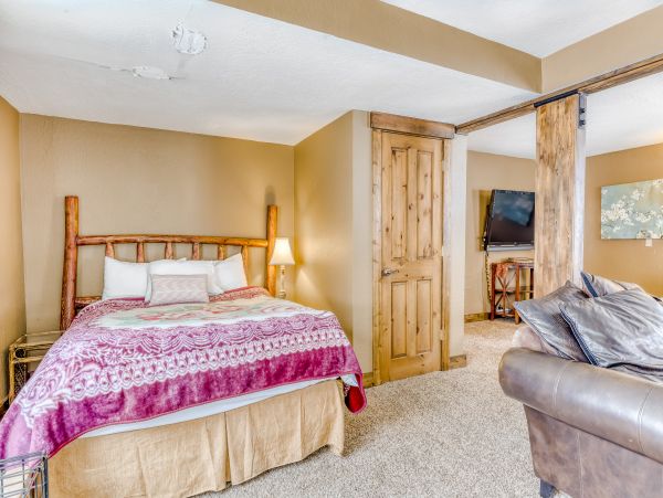 Lake Tahoe North Shore Home 1025264
