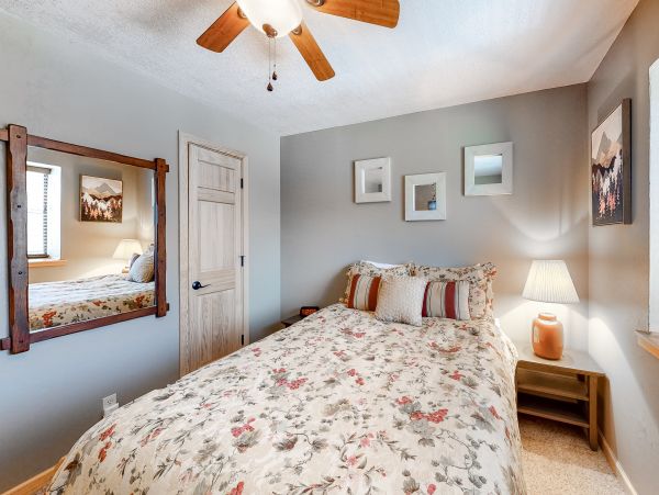 Lake Tahoe North Shore Home 1025266