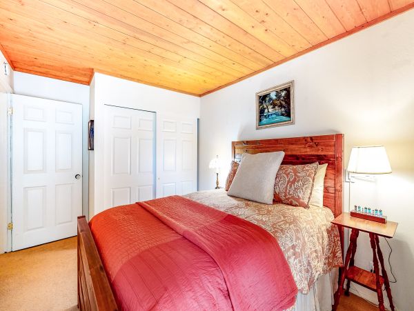 Lake Tahoe North Shore Home 1025269