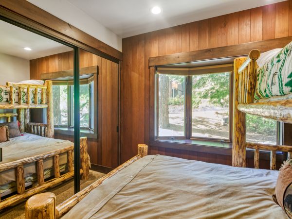 Lake Tahoe North Shore Home 1025270