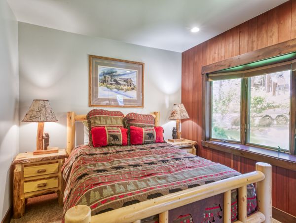 Lake Tahoe North Shore Home 1025270
