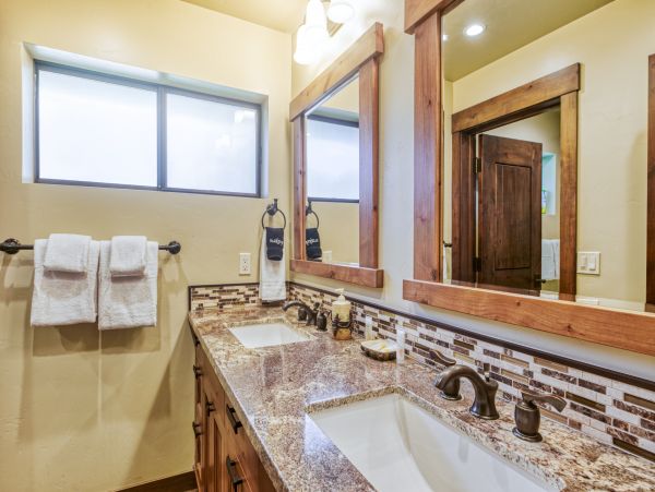 Lake Tahoe North Shore Home 1025270