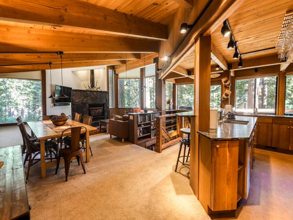 Lake Tahoe North Shore Home 1025273