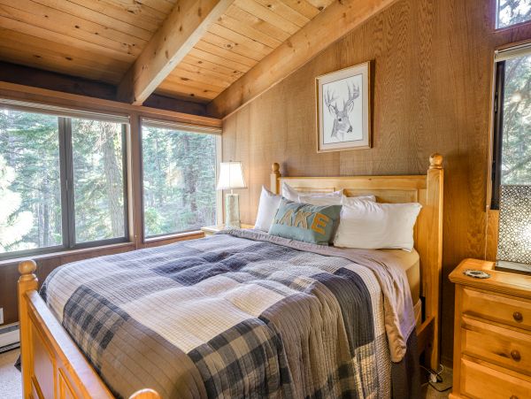 Lake Tahoe North Shore Home 1025273