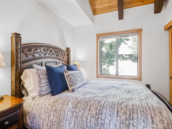 Lake Tahoe North Shore Home 1025274