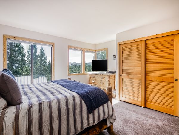 Lake Tahoe North Shore Home 1025274