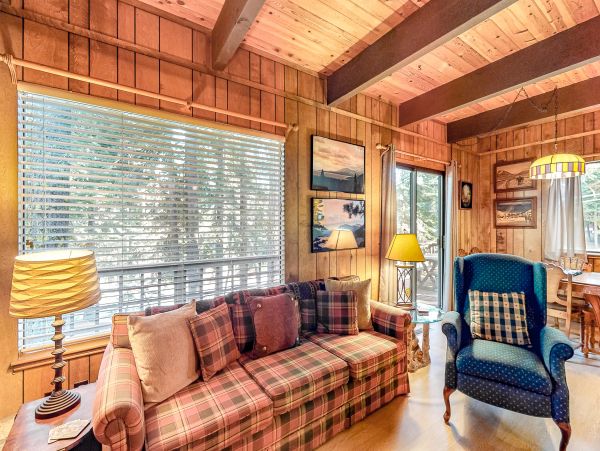 Lake Tahoe North Shore Home 1025275