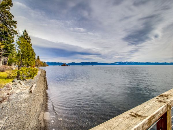 Lake Tahoe North Shore Home 1025275