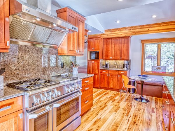 Lake Tahoe North Shore Home 1025276