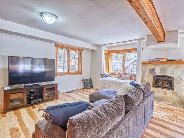 Lake Tahoe North Shore Home 1025276