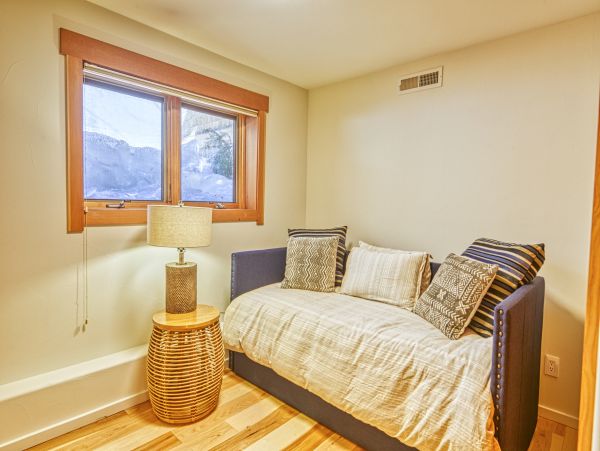 Lake Tahoe North Shore Home 1025276