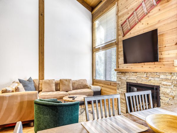 Lake Tahoe North Shore Home 1025280