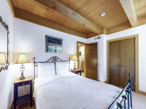 Lake Tahoe North Shore Home 1025284