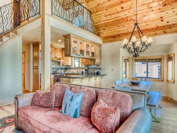 Lake Tahoe North Shore Home 1025285