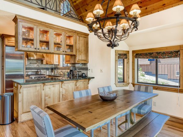 Lake Tahoe North Shore Home 1025285