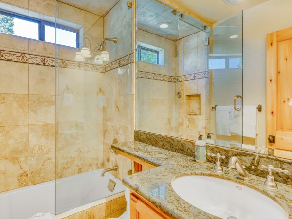 Lake Tahoe North Shore Home 1025285