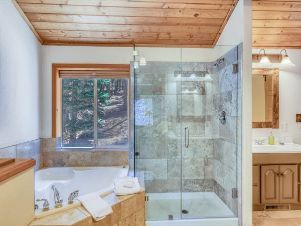 Lake Tahoe North Shore Home 1025286