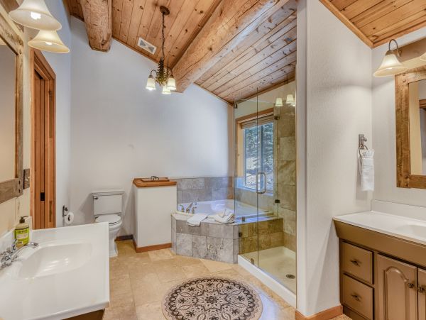 Lake Tahoe North Shore Home 1025286