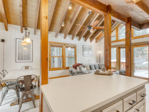 Lake Tahoe North Shore Home 1025287