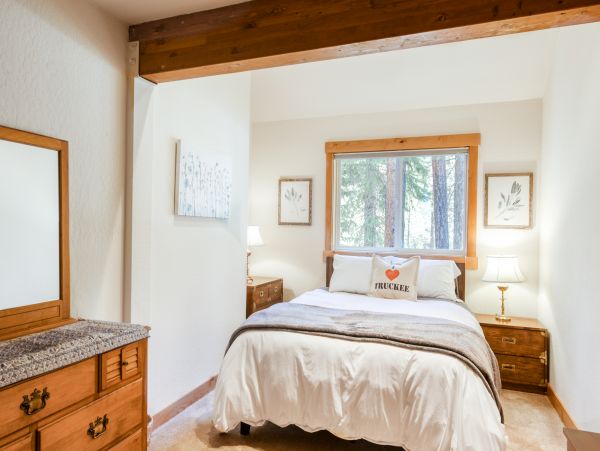 Lake Tahoe North Shore Home 1025288