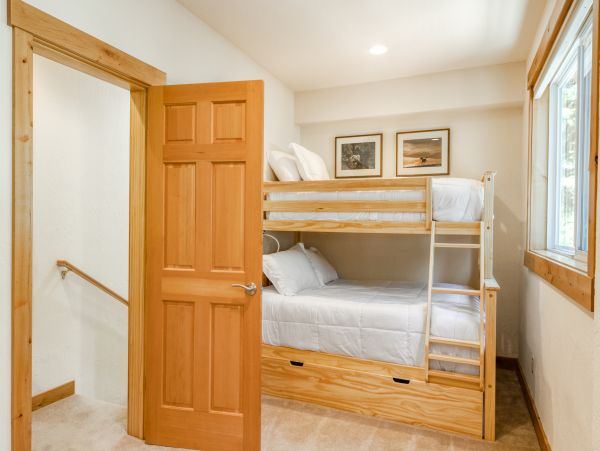Lake Tahoe North Shore Home 1025288