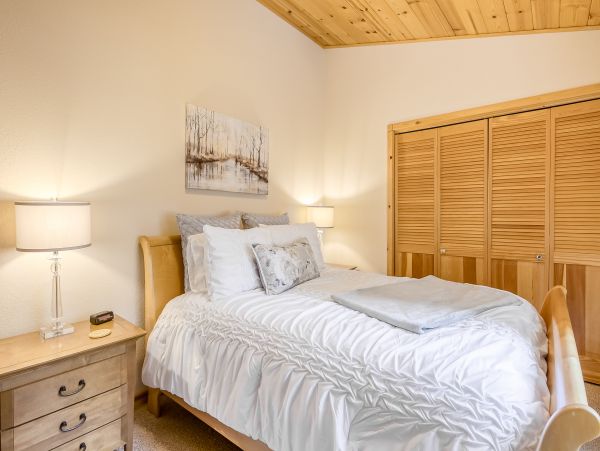Lake Tahoe North Shore Home 1025289