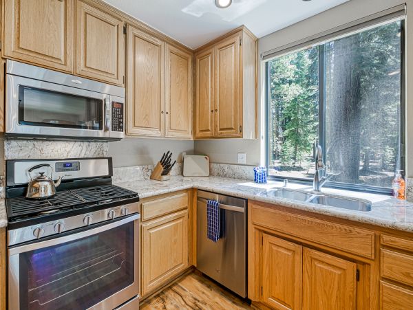 Lake Tahoe North Shore Home 1025292