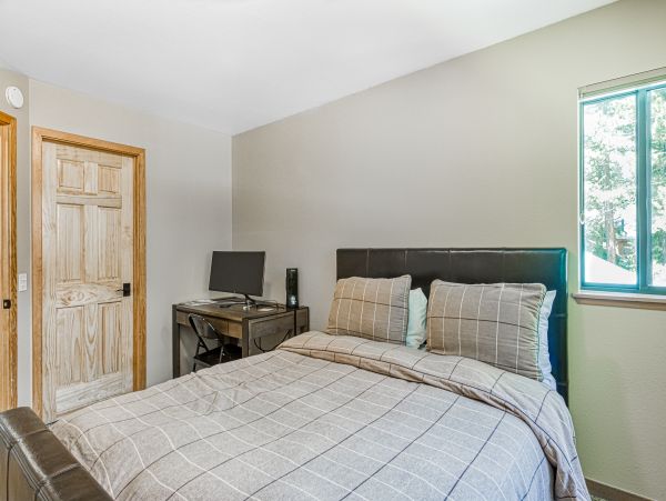 Lake Tahoe North Shore Home 1025292