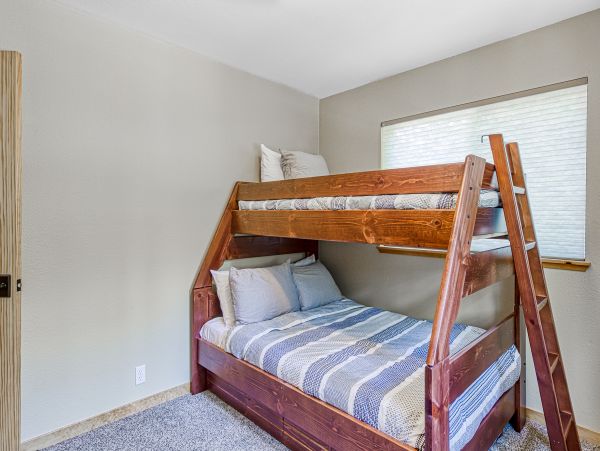 Lake Tahoe North Shore Home 1025292